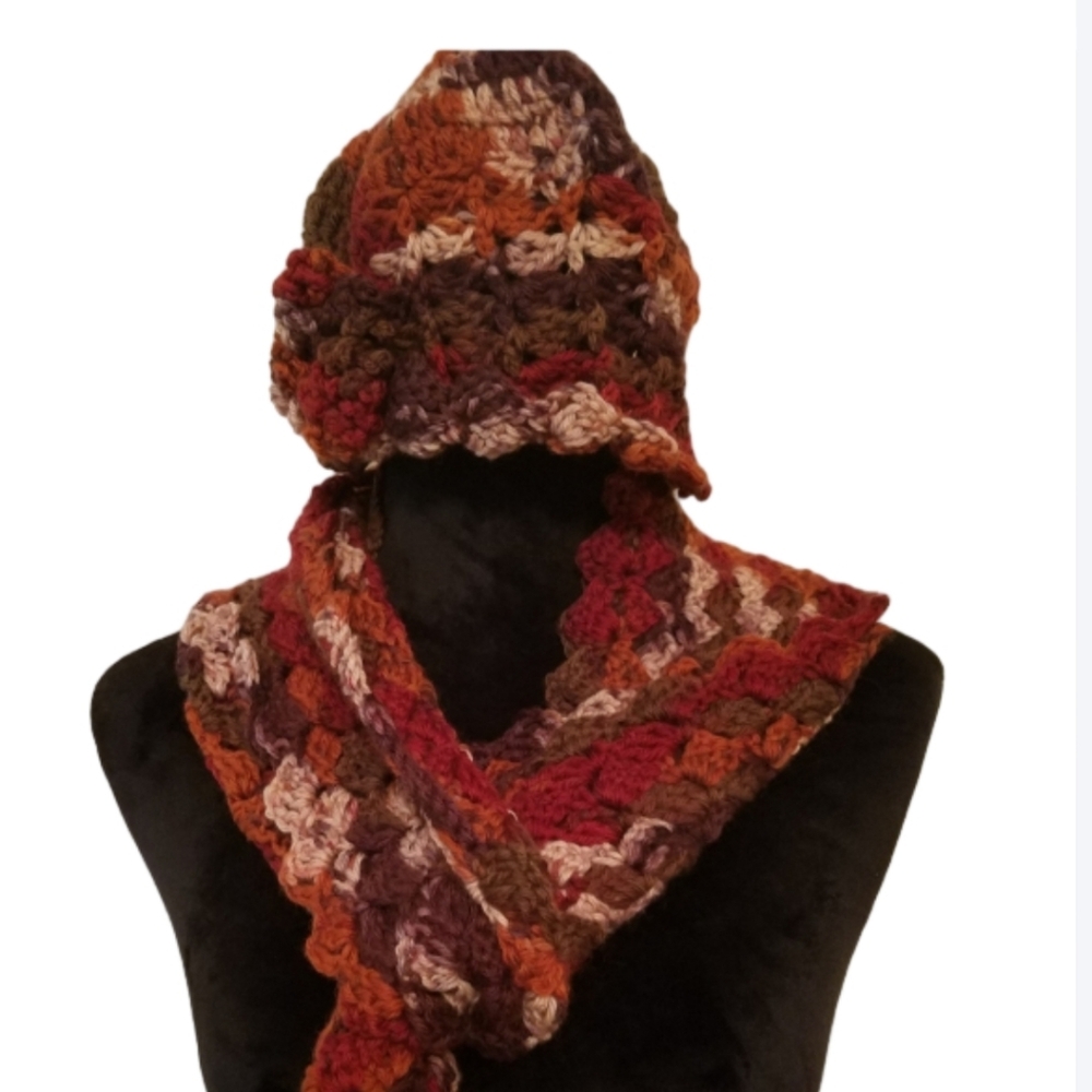 Vintage style hat with matching scarf